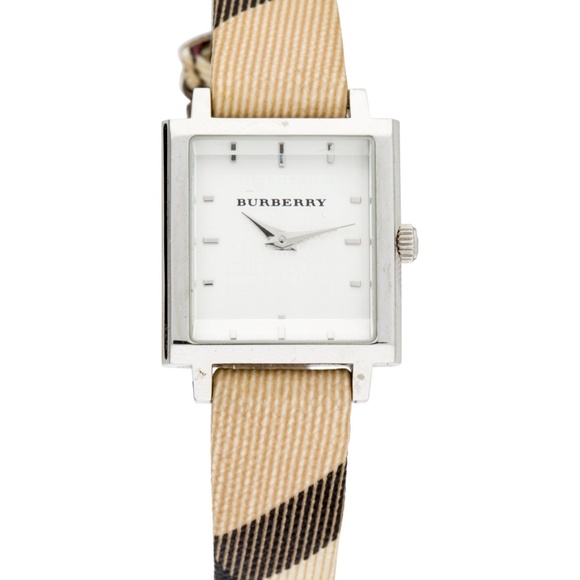 Burberry Nova Check Watch - Picture 5 of 5